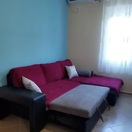 Brothers Lr Sarande Exterior photo